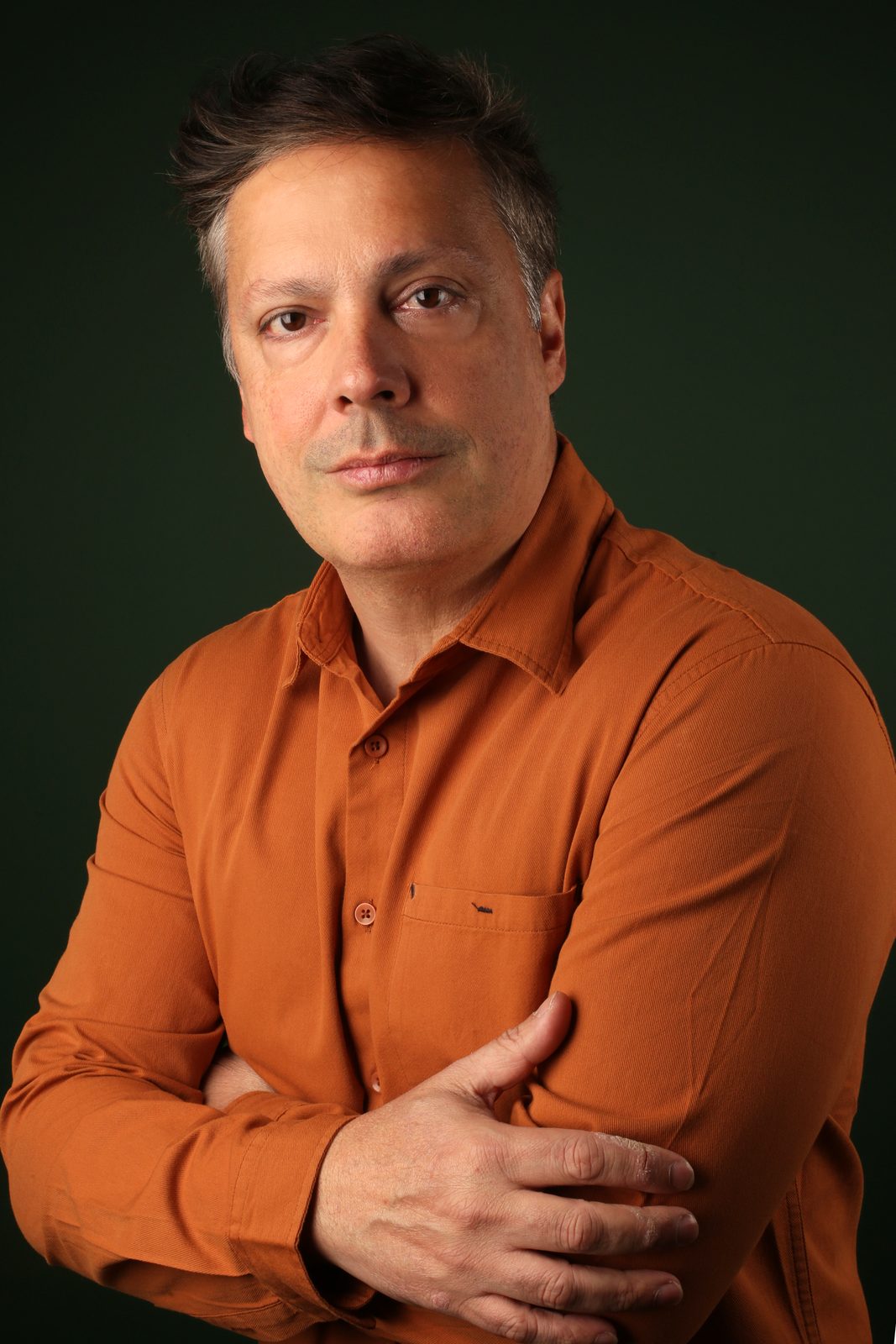 Eduardo Lassah, ator no Rio de Janeiro, em retrato de estúdio